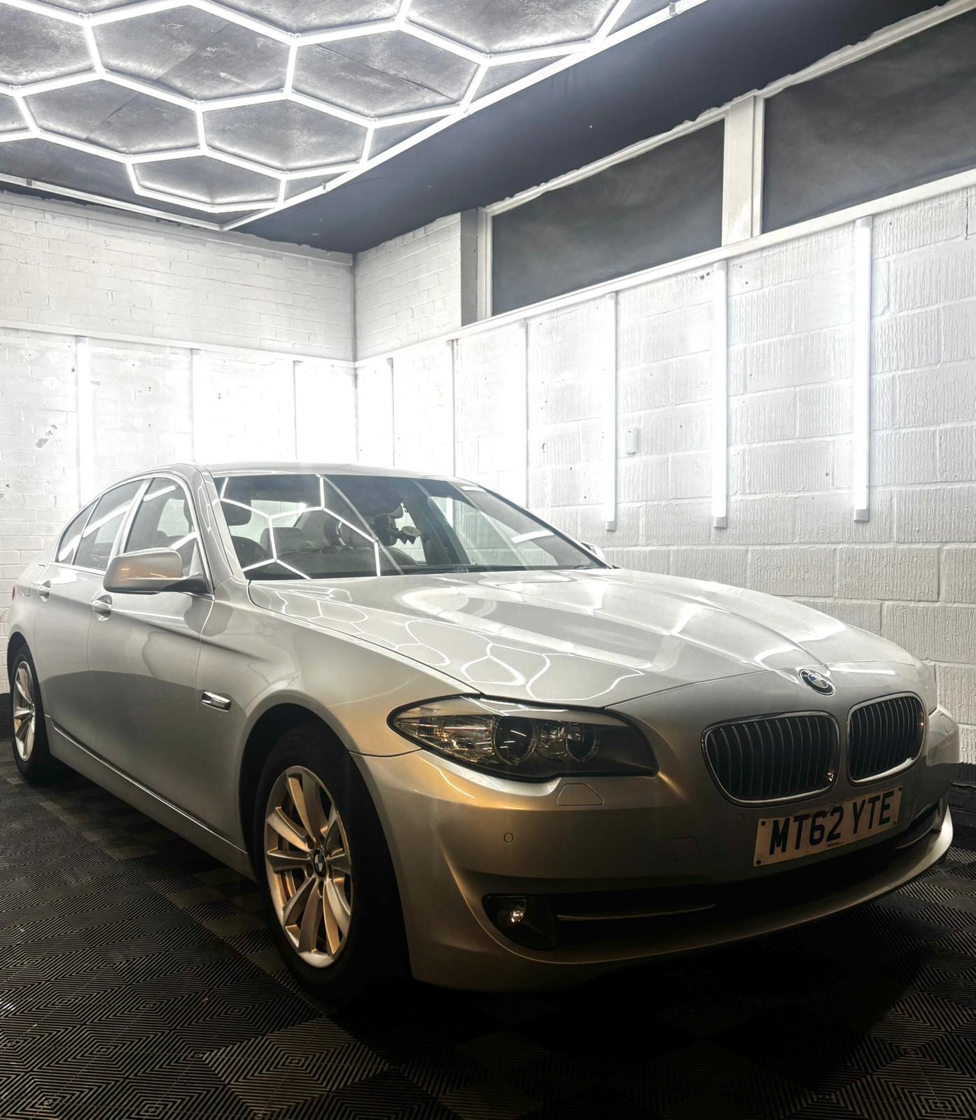 
										BMW 520D SE AUTO full									