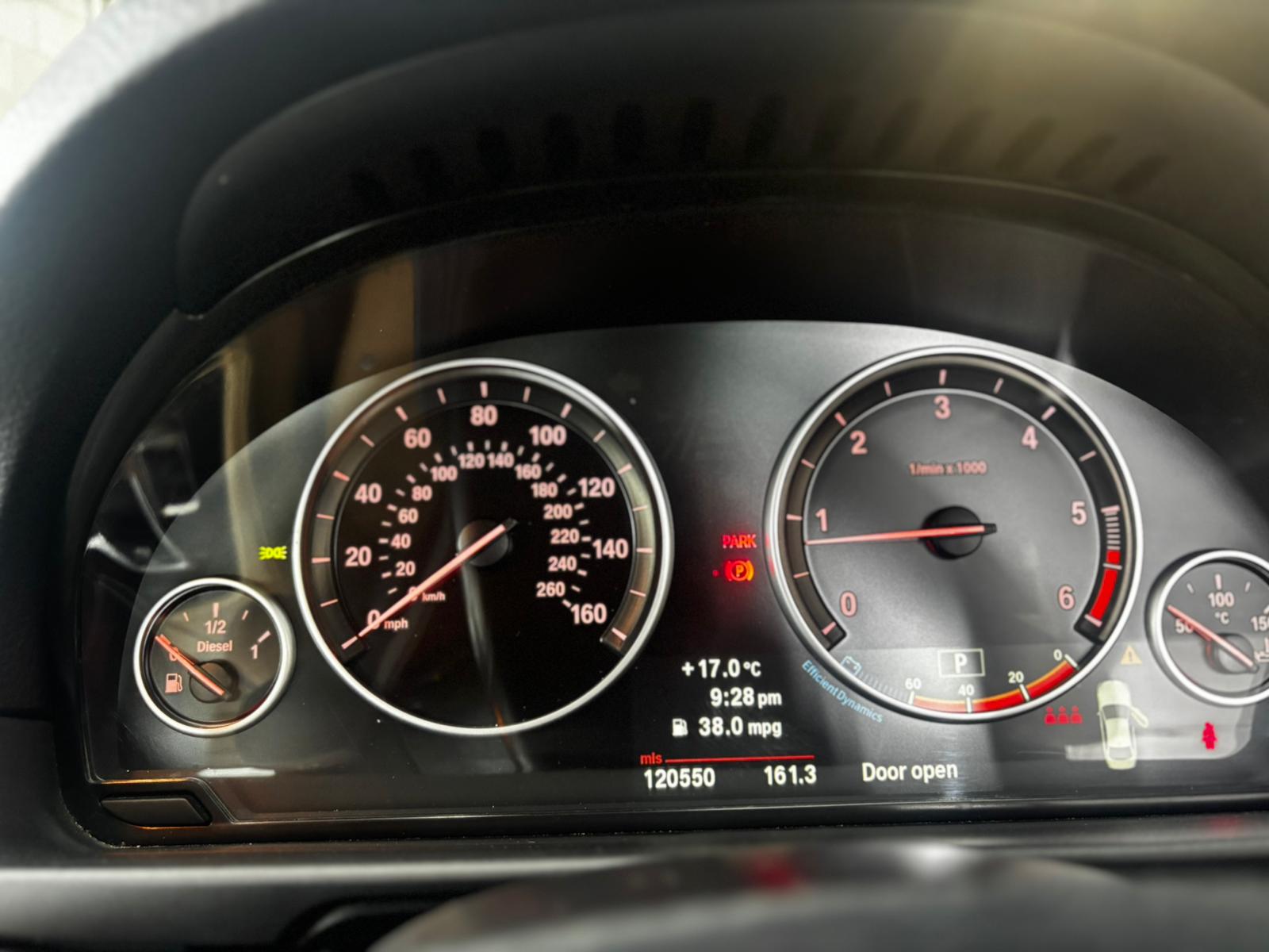 
										BMW 520D SE AUTO full									