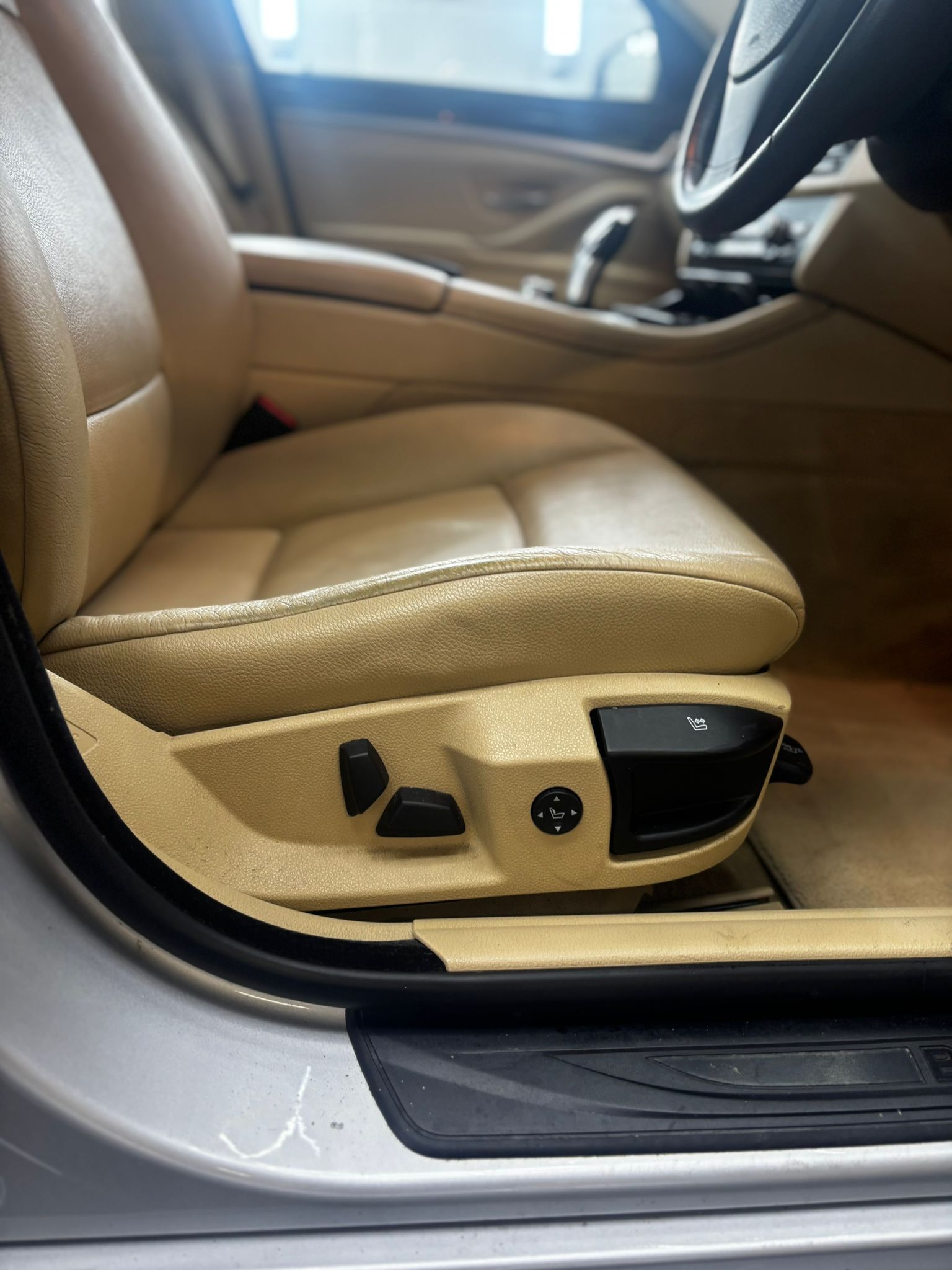 
										BMW 520D SE AUTO full									