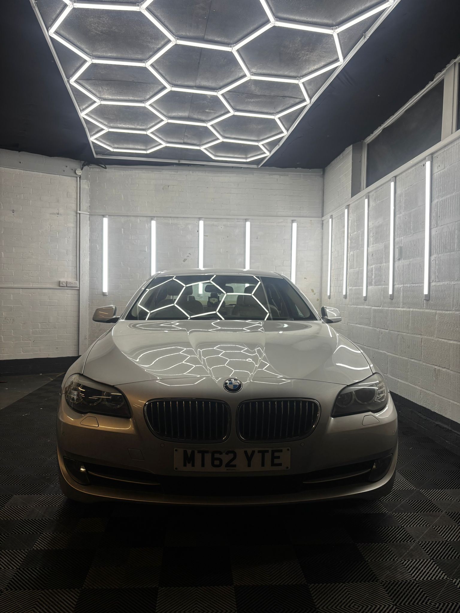 
										BMW 520D SE AUTO full									