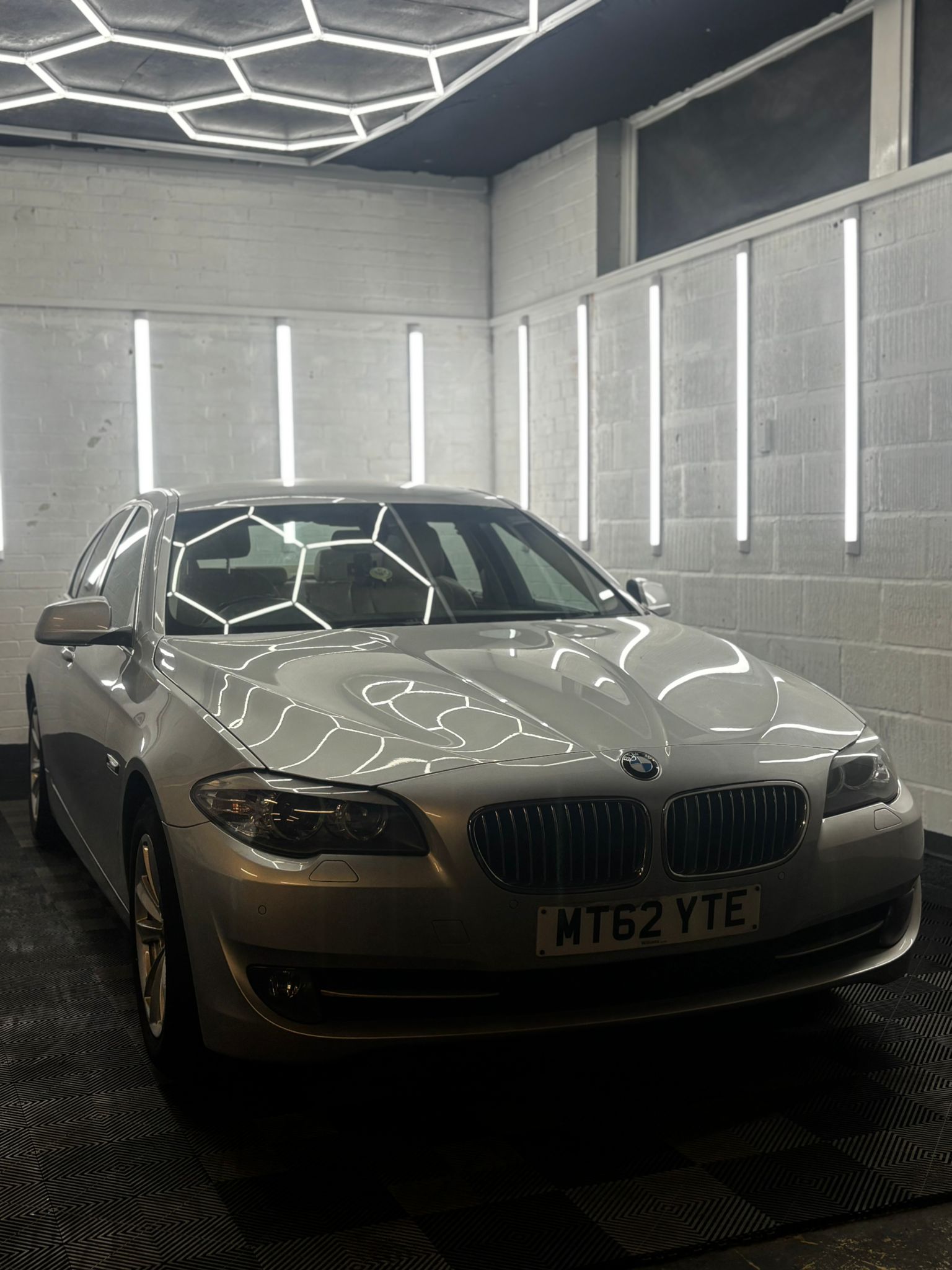 
										BMW 520D SE AUTO full									