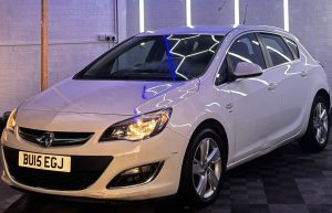Vauxhall Astra Sri 2015