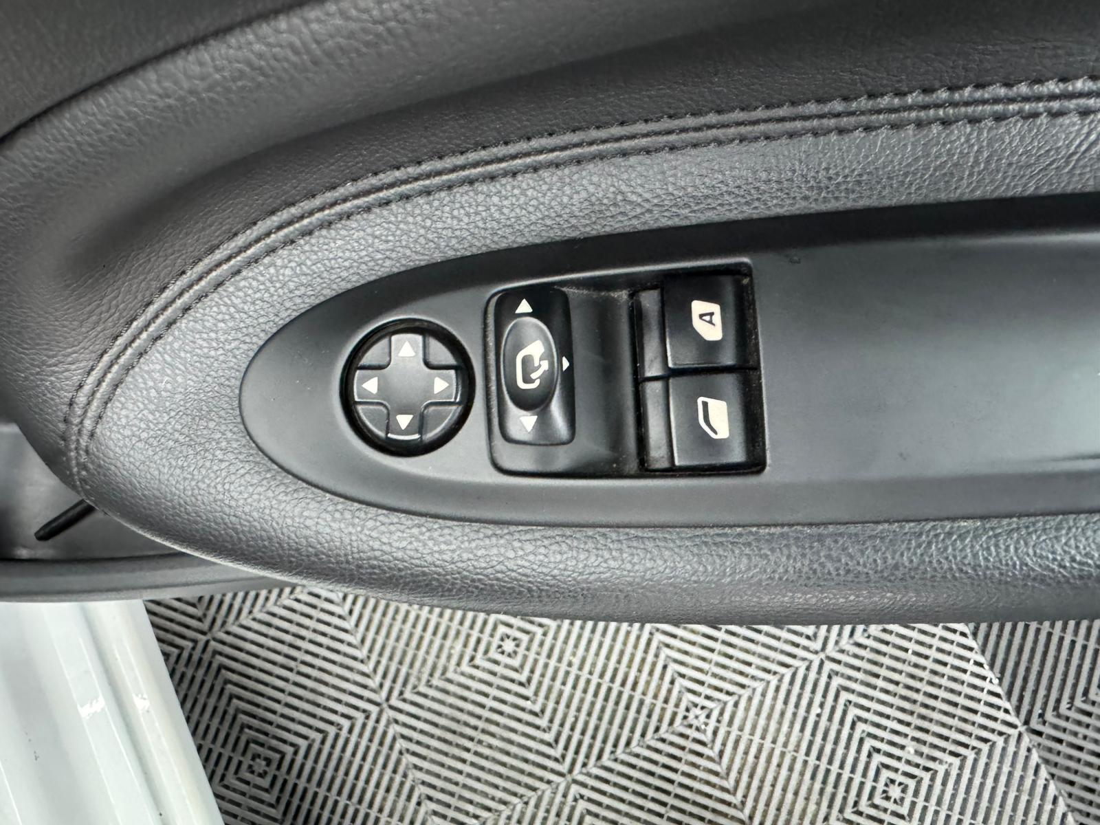 
								Citroen Ds3 Prestige Puretech S/S full									