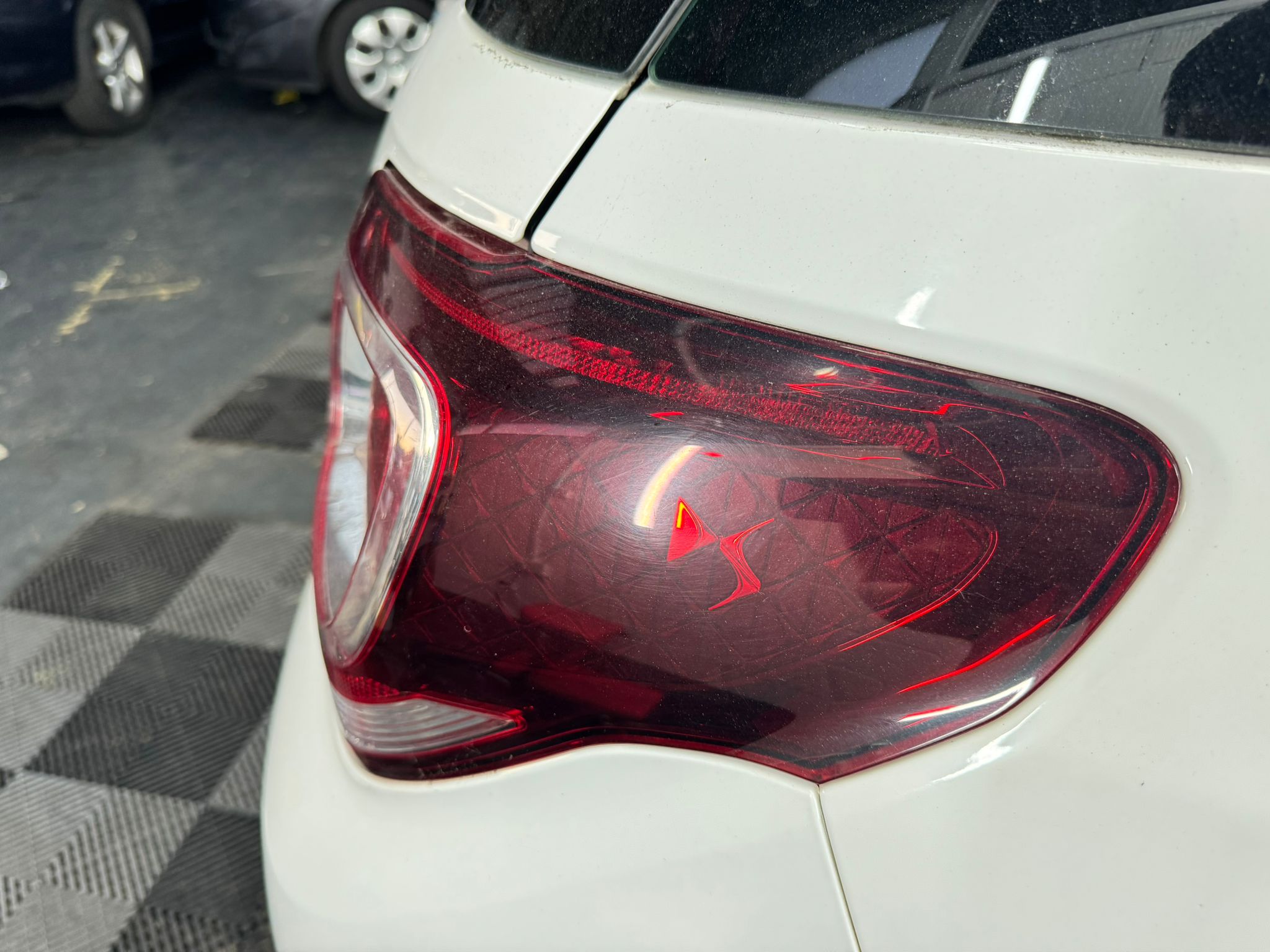 
								Citroen Ds3 Prestige Puretech S/S full									