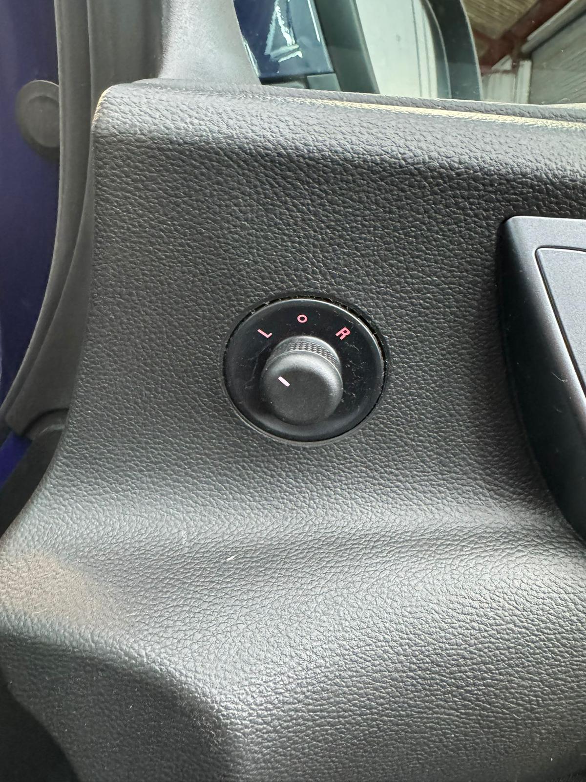 
								Vauxhall Astra (2009-2015) 1.7 CDTi 16V ecoFLEX Design 5dr [Start Stop] full									