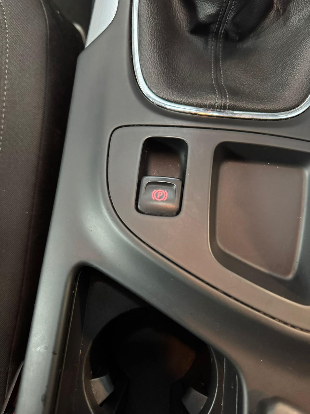 
								Vauxhall Astra (2009-2015) 1.7 CDTi 16V ecoFLEX Design 5dr [Start Stop] full									