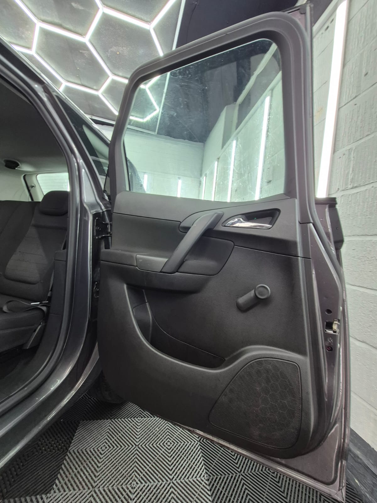 
								VAUXHALL MERIVA EXCLUSIV AC CDTI AUTO (2013) full									