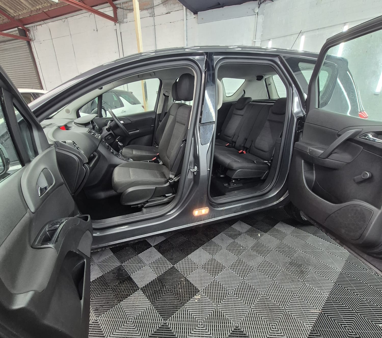 
								VAUXHALL MERIVA EXCLUSIV AC CDTI AUTO (2013) full									