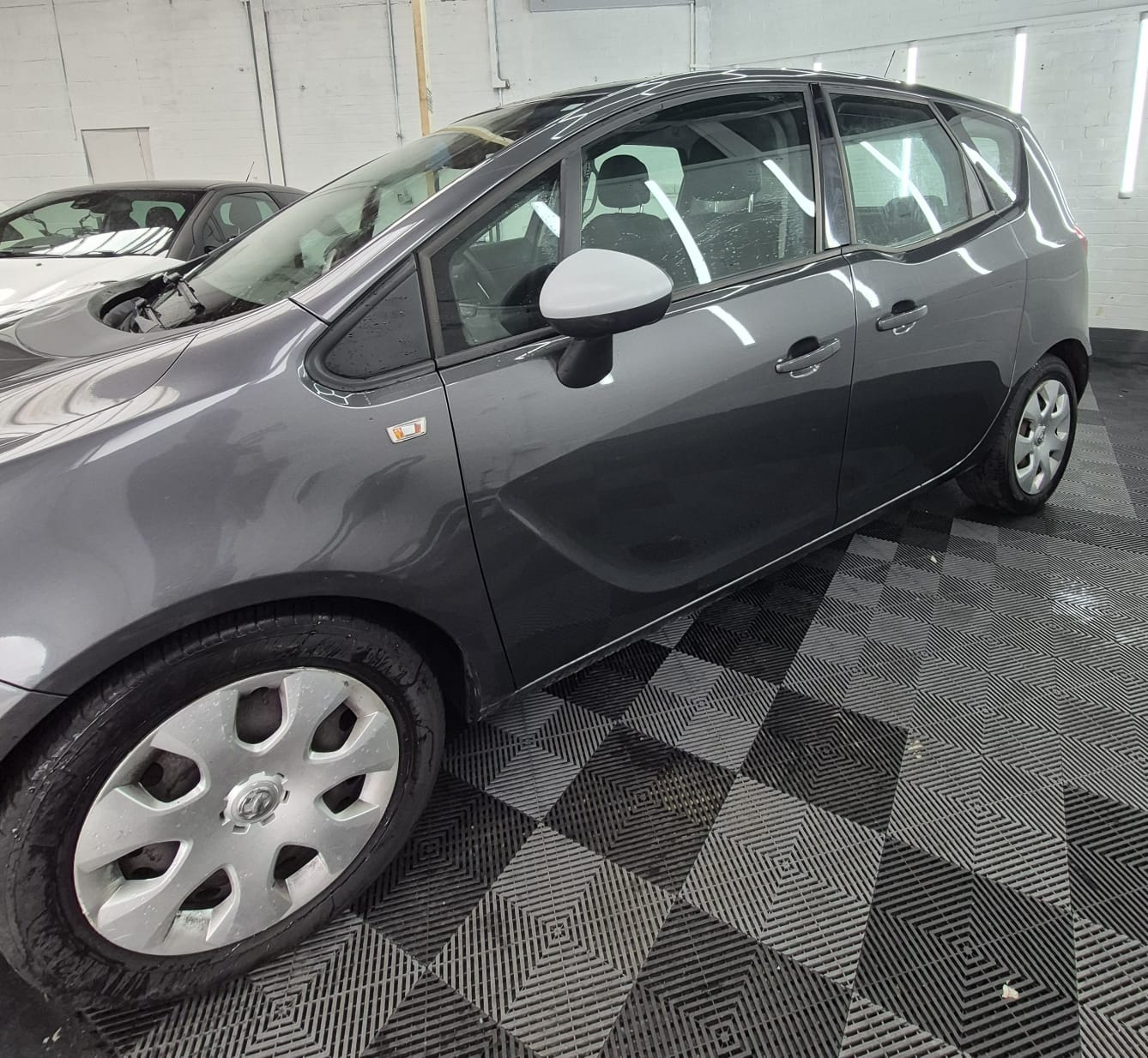 
								VAUXHALL MERIVA EXCLUSIV AC CDTI AUTO (2013) full									