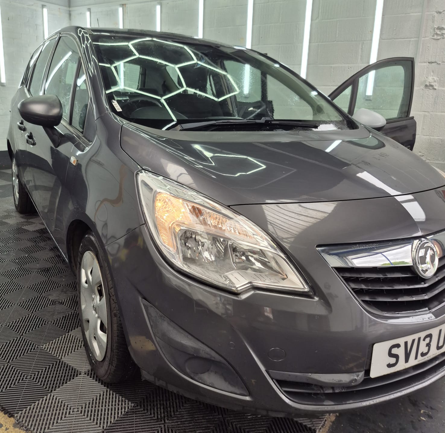 
								VAUXHALL MERIVA EXCLUSIV AC CDTI AUTO (2013) full									