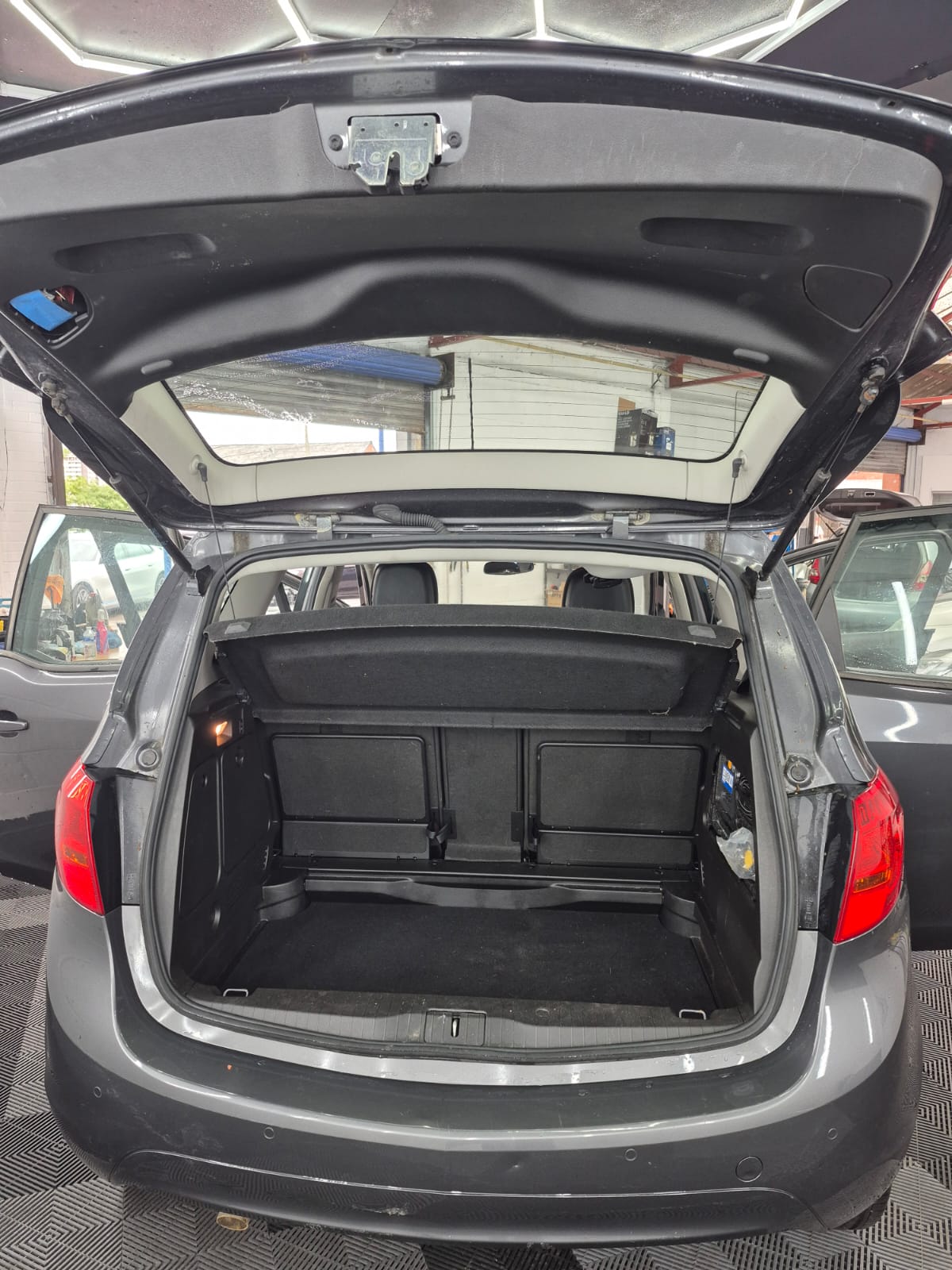 
								VAUXHALL MERIVA EXCLUSIV AC CDTI AUTO (2013) full									