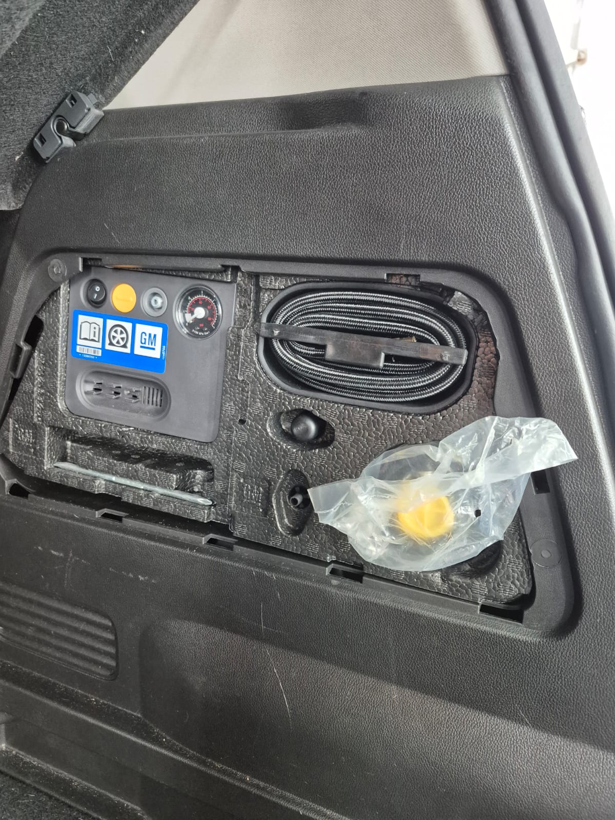 
								VAUXHALL MERIVA EXCLUSIV AC CDTI AUTO (2013) full									