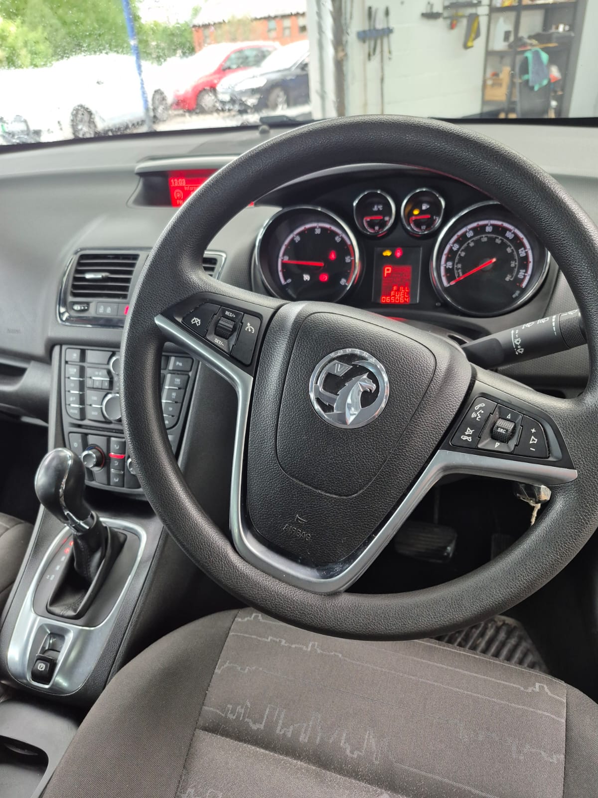 
								VAUXHALL MERIVA EXCLUSIV AC CDTI AUTO (2013) full									