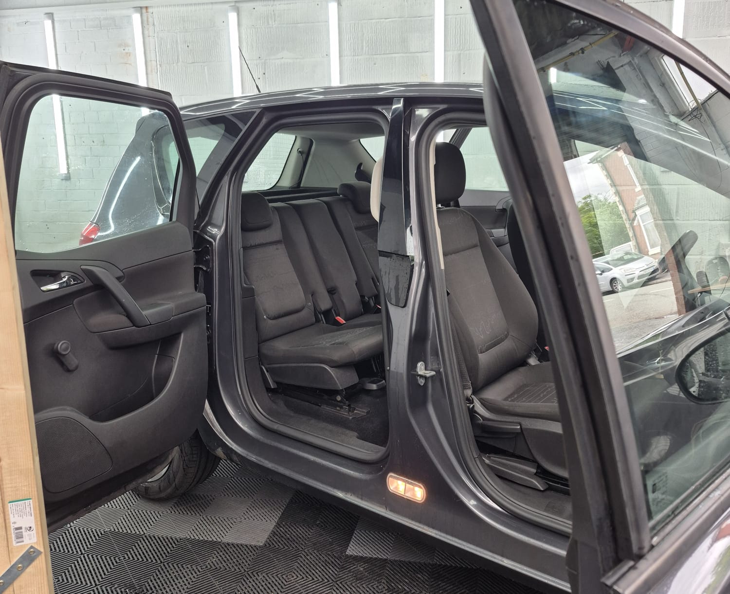 
								VAUXHALL MERIVA EXCLUSIV AC CDTI AUTO (2013) full									