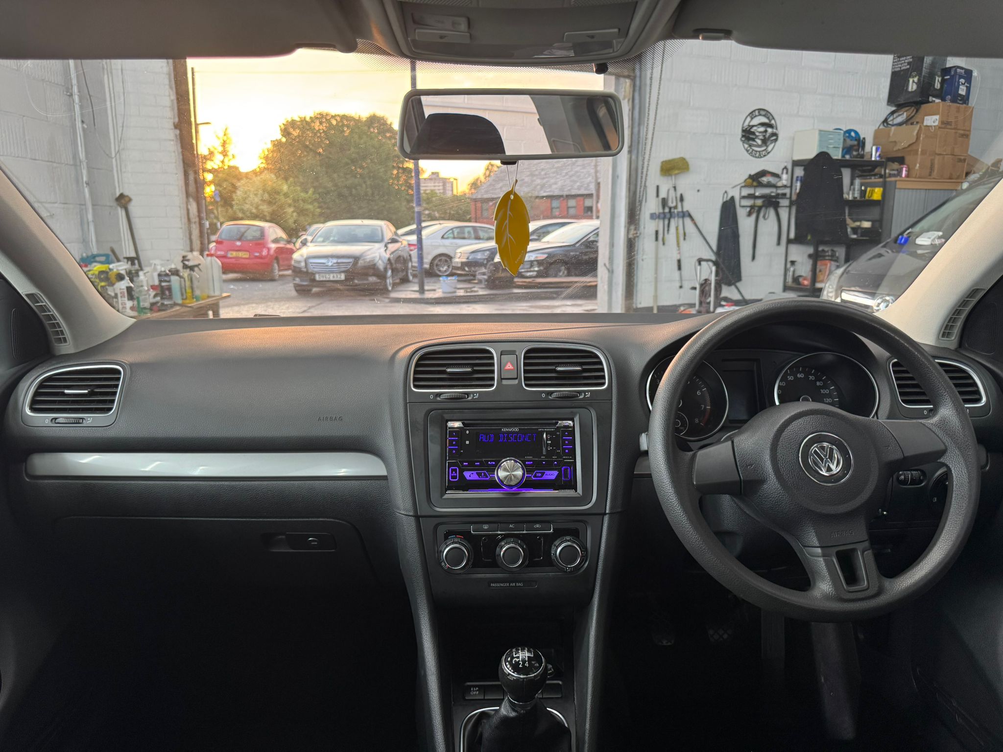 
								Volkswagen GOLF HATCHBACK 1.6 S 5dr full									