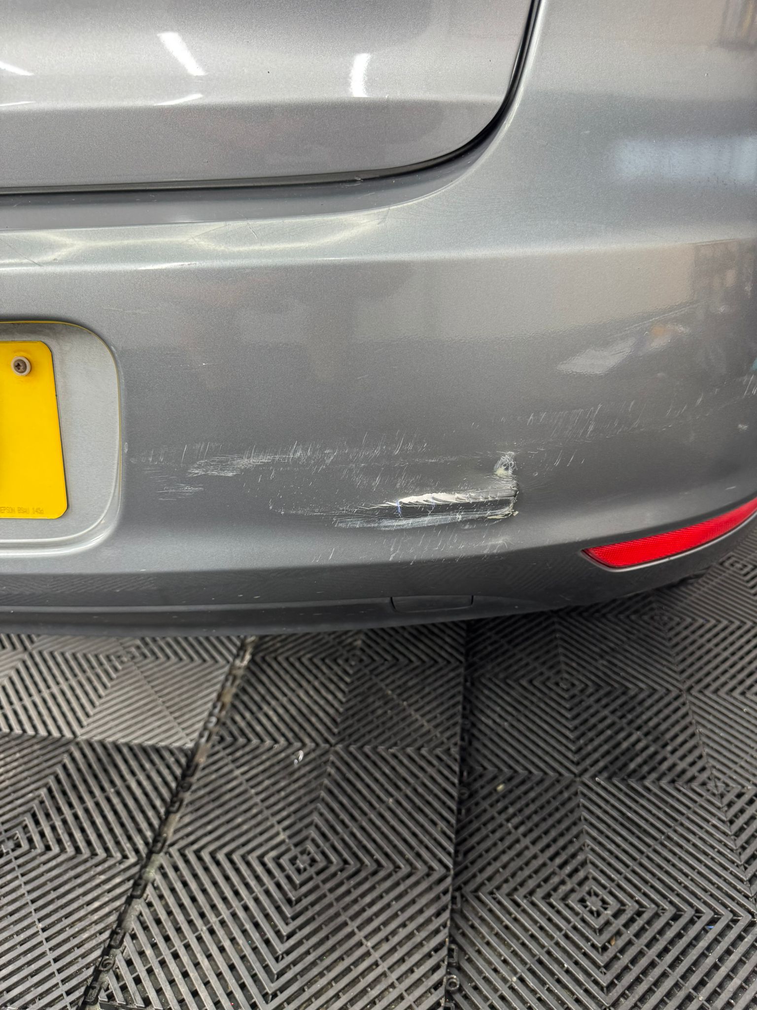 
								Volkswagen GOLF HATCHBACK 1.6 S 5dr full									