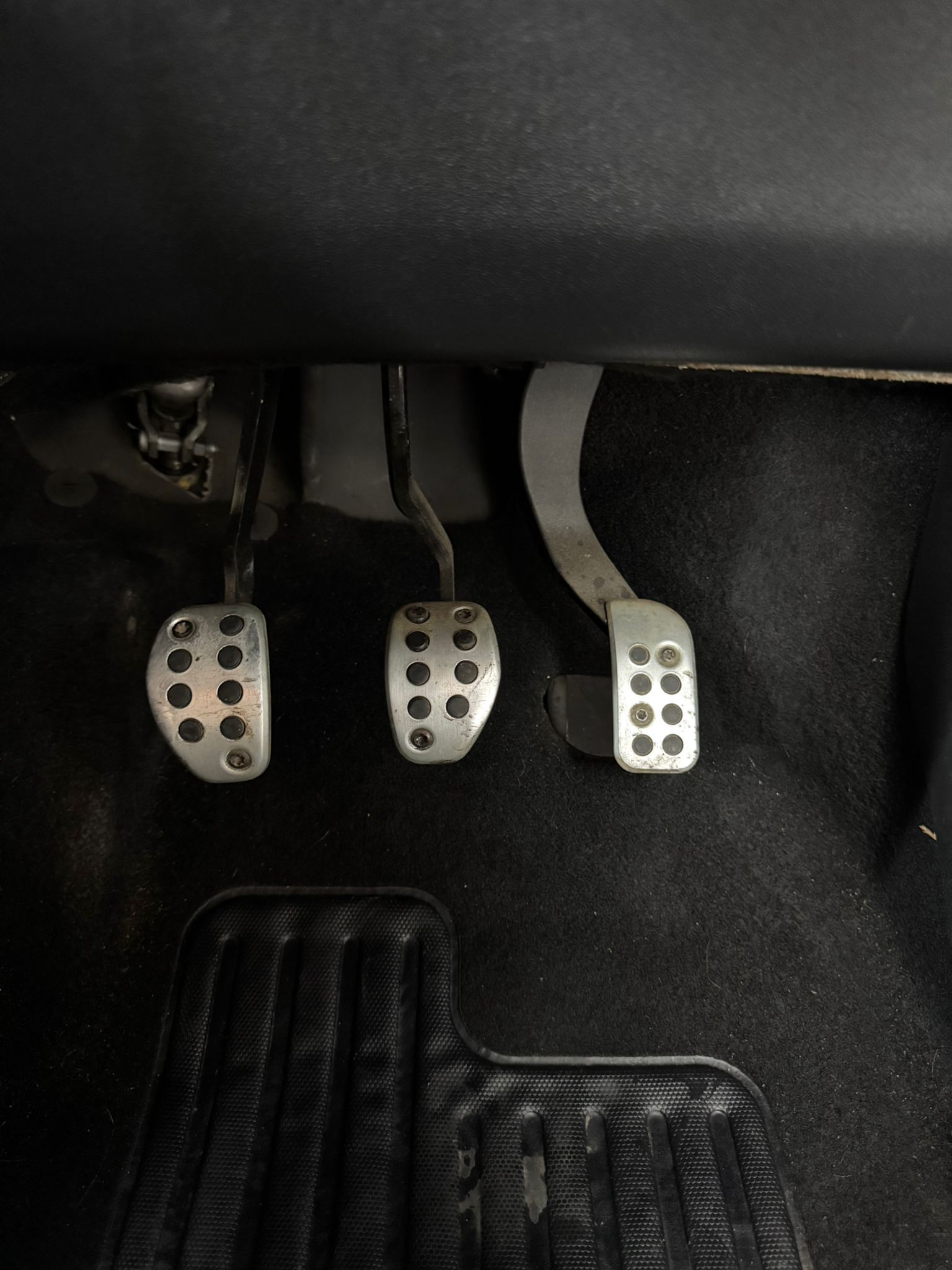 
								DS 3 1.2 PureTech 82 Chic 3dr full									