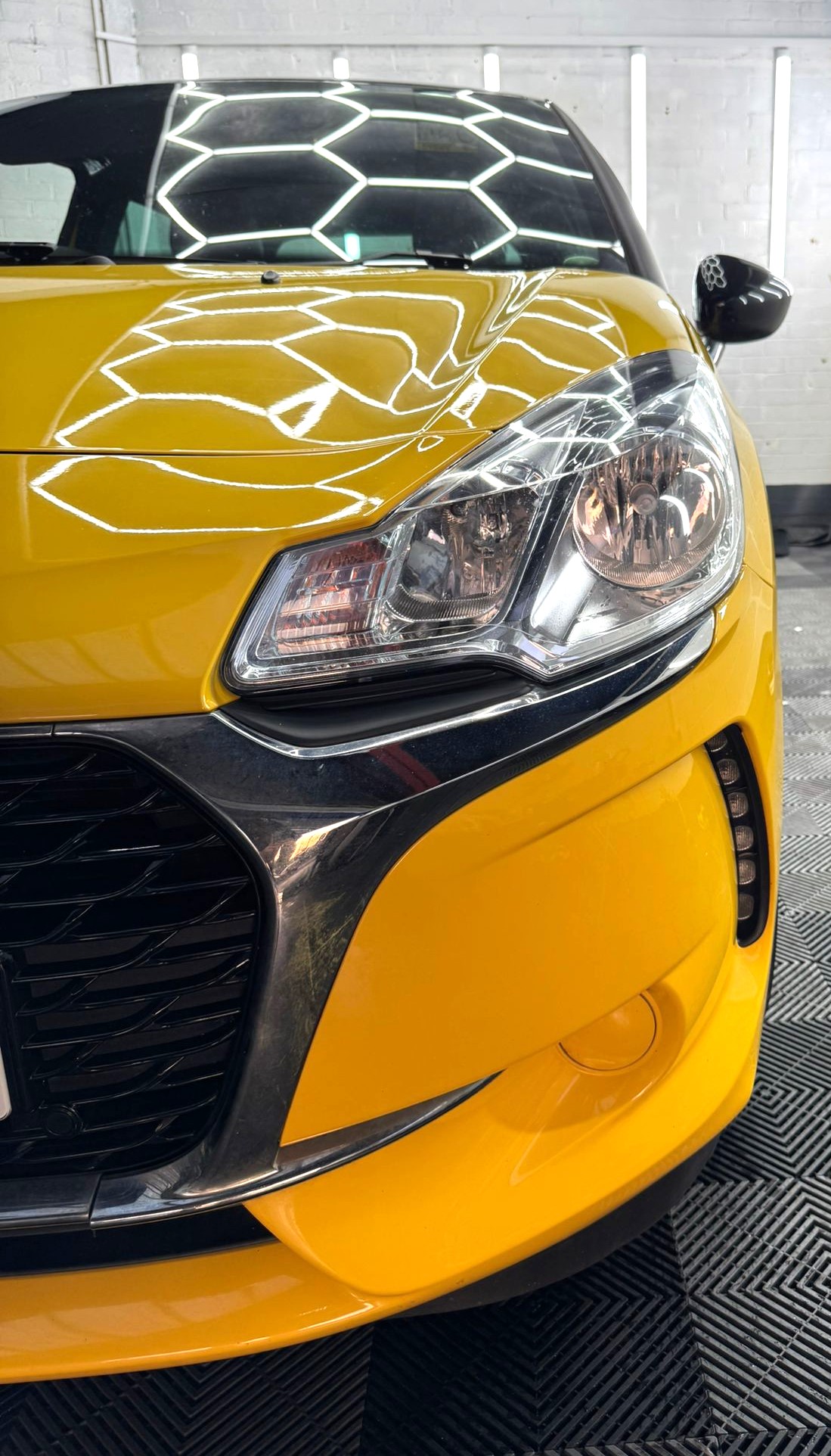 
								DS 3 1.2 PureTech 82 Chic 3dr full									