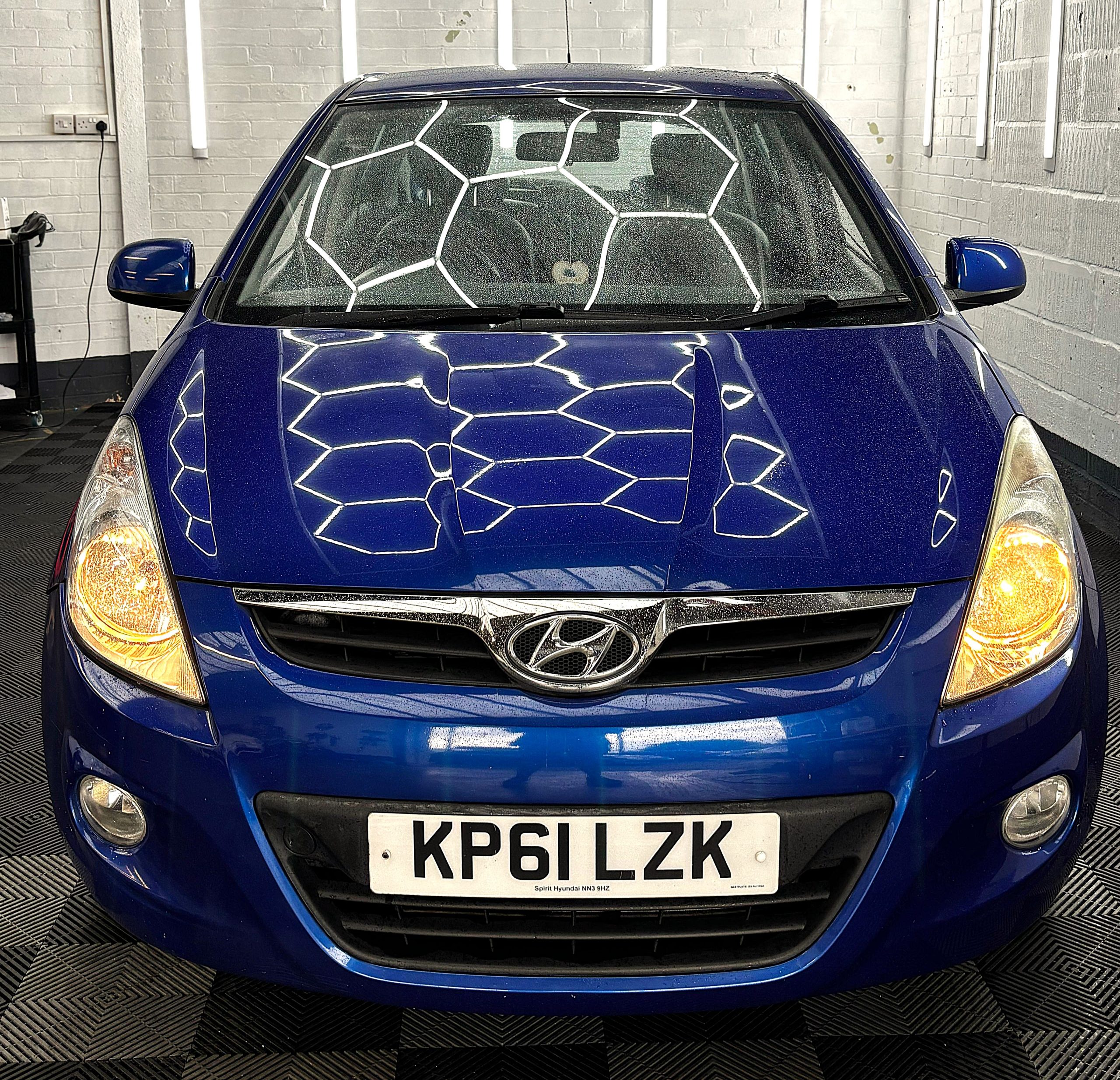 
								Hyundai i20 2011 1.4 Style 5dr full									