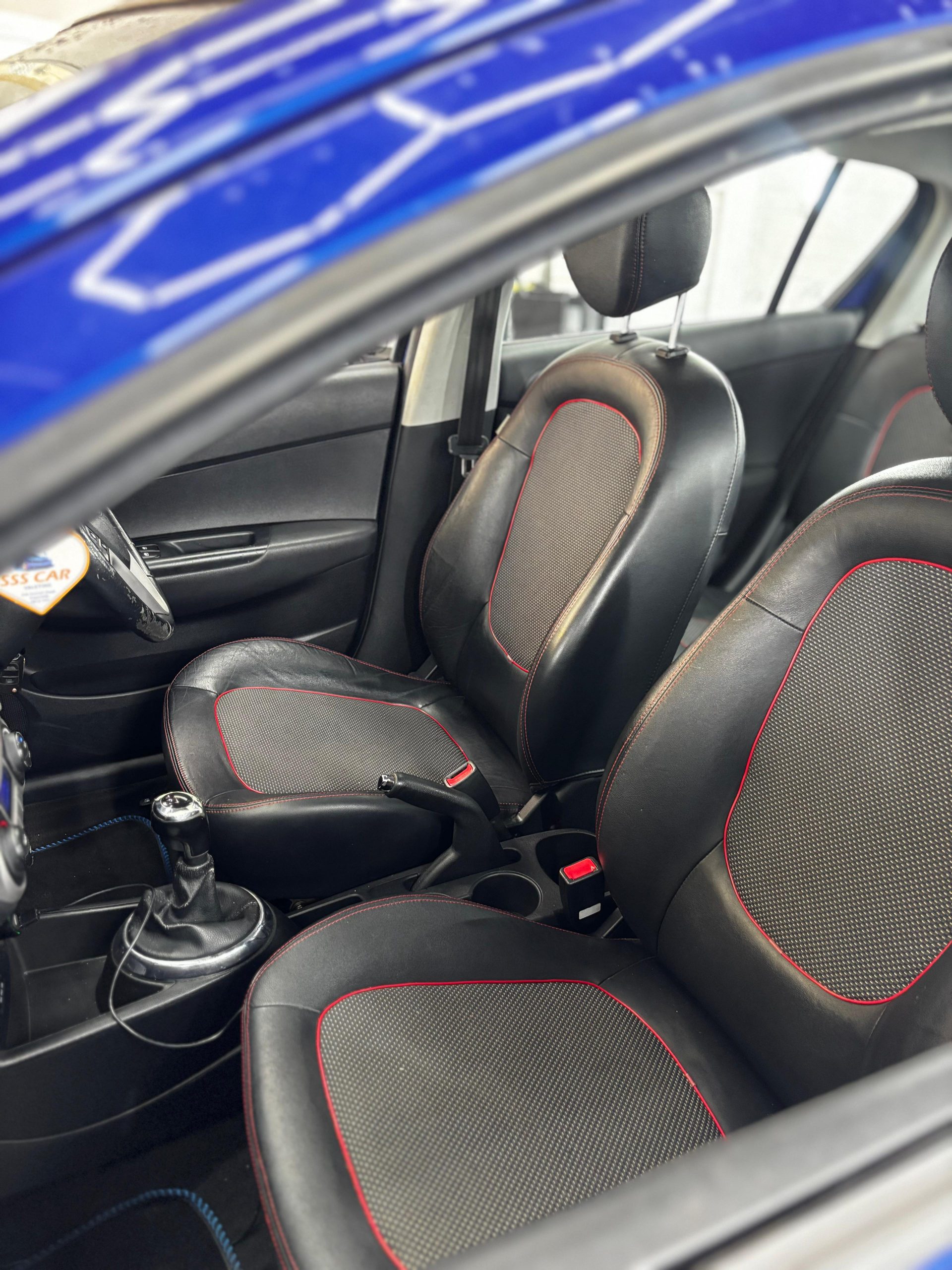 
								Hyundai i20 2011 1.4 Style 5dr full									