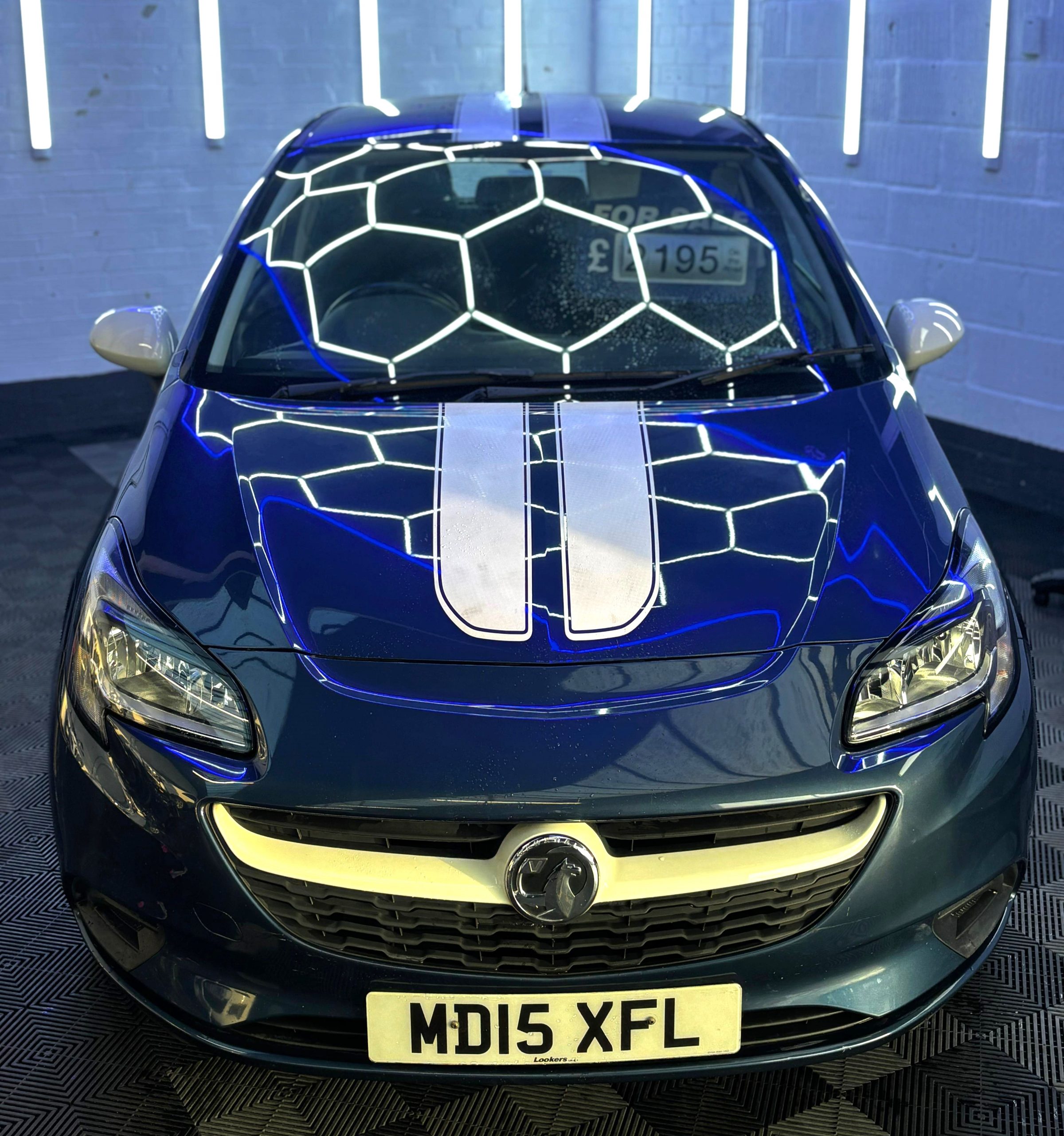 
								2015 Vauxhall Corsa 1.2 Sting 3dr full									