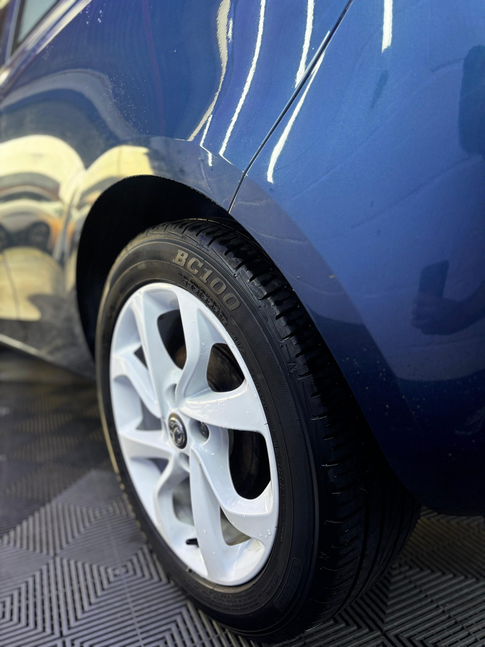 
								2015 Vauxhall Corsa 1.2 Sting 3dr full									