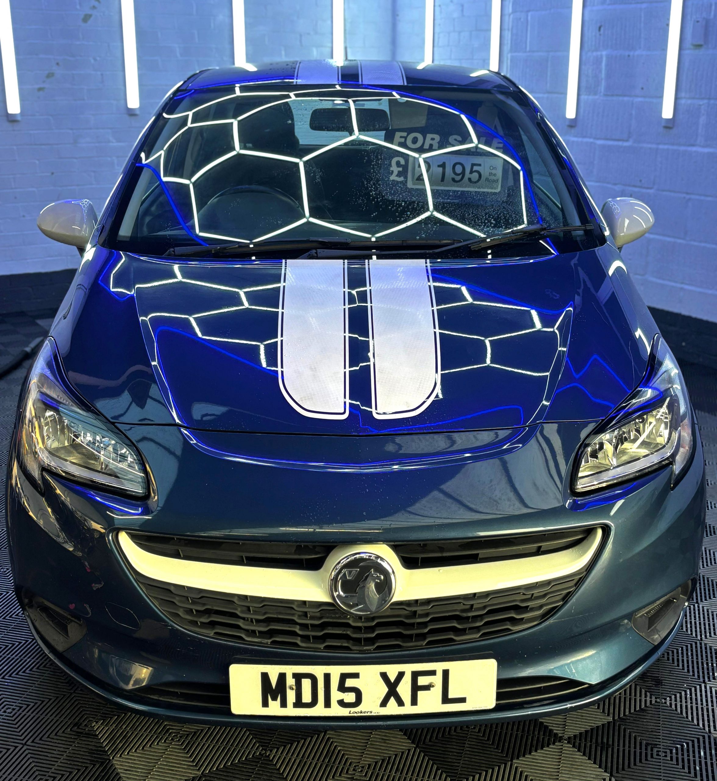 
								2015 Vauxhall Corsa 1.2 Sting 3dr full									